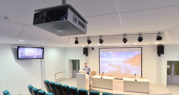 ОРЕНДА ПРОЕКТОРІВ